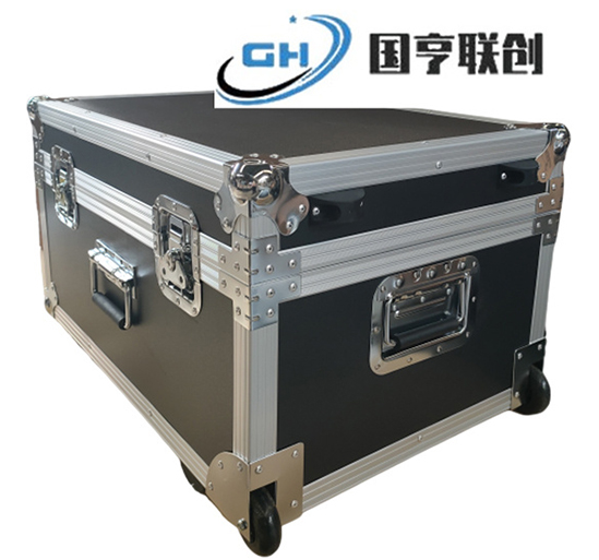 半露鋼輪航空箱