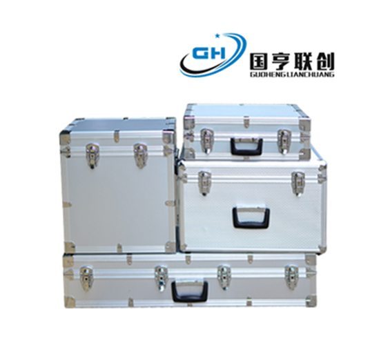 閃銀大包角機箱